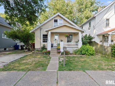 1859 19th Ave, Moline, IL, 61265