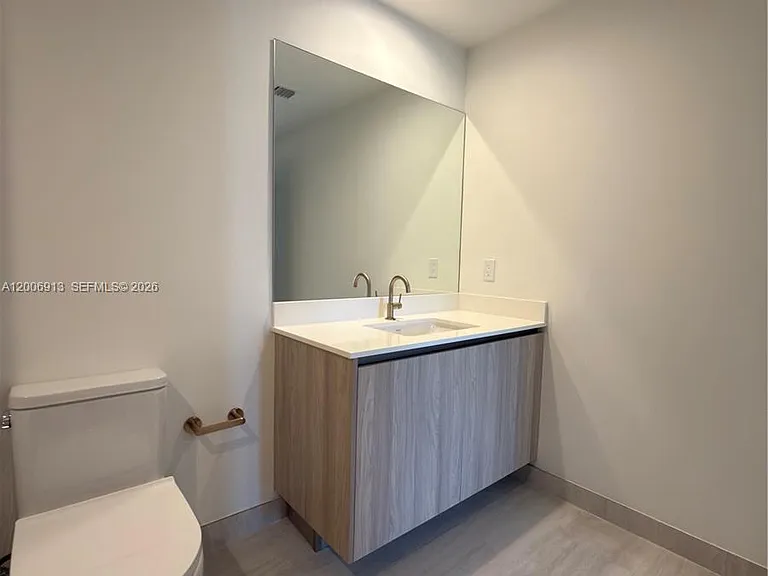 77 SE 5th St #1602 — Photo 17