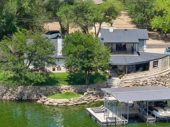 320 N Shore Dr, Amarillo, TX 79118