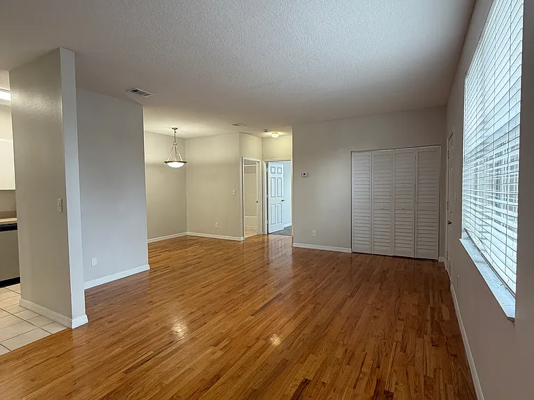 2403 W Platt St #C — Photo 26