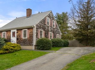 2 Girdler Rd, Marblehead, MA 01945