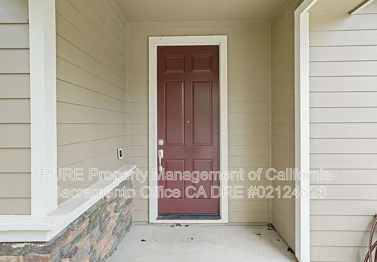 4909 Concordia Dr — Photo 2