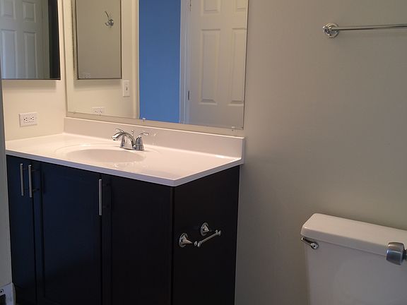 5th image of 1836 Michigan Ave APT 108