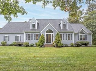 52 Sherwood Ln, Lakeville, MA 02347