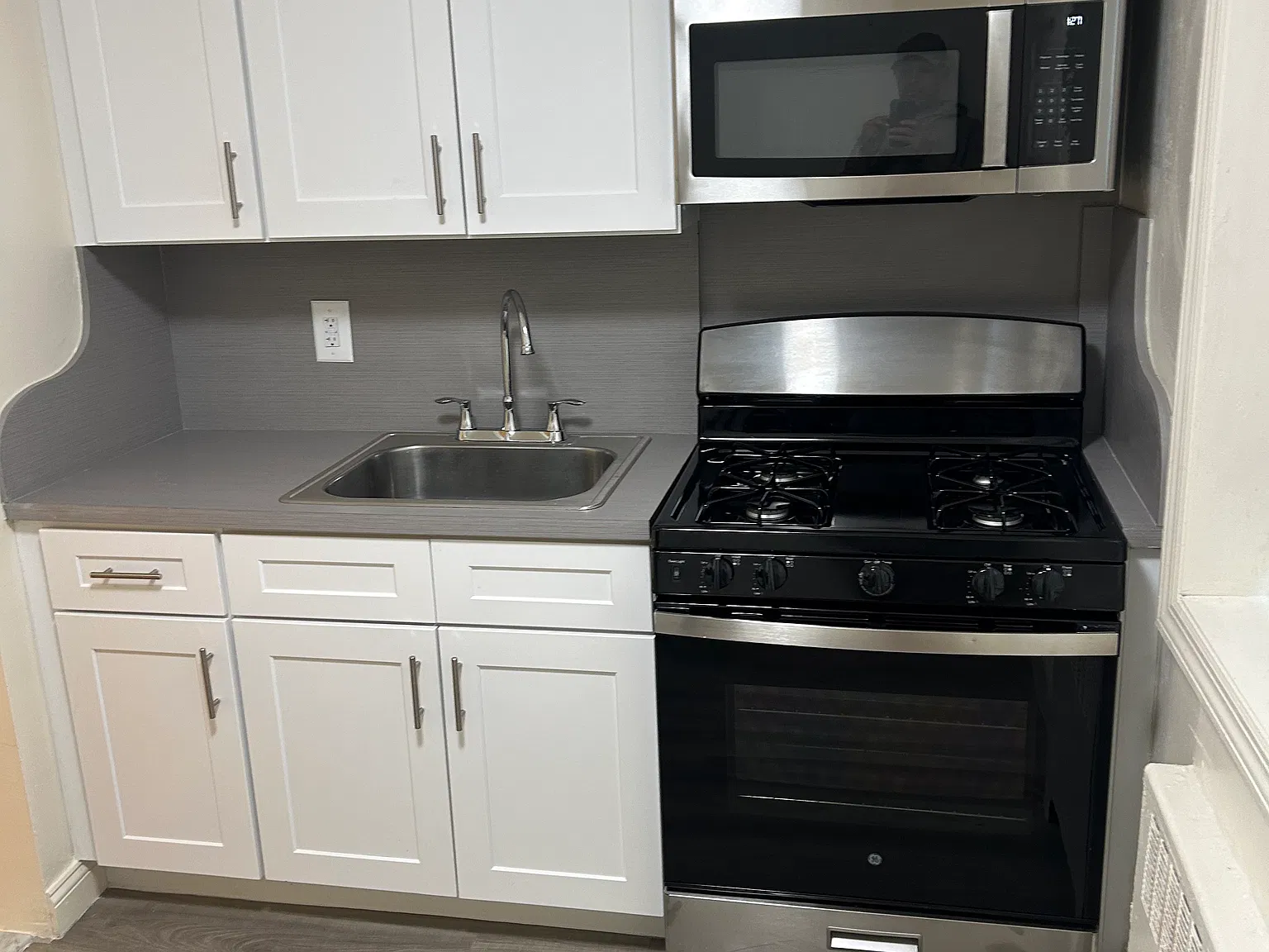 1 bed, 600 sqft, $2,000 — Photo 2