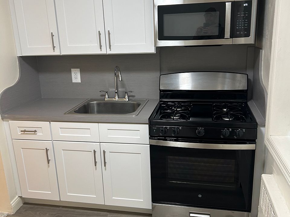 1st image of 74 Arlo Rd APT 1A