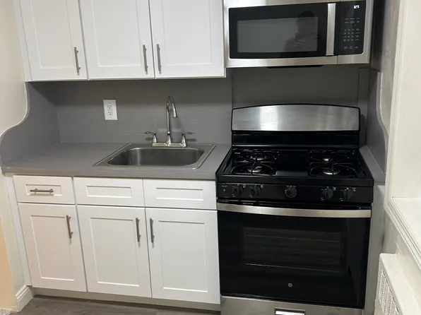 74 Arlo Rd APT 1A, Staten Island, NY 10301