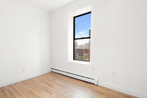 Rented by Blip LLC | media 11