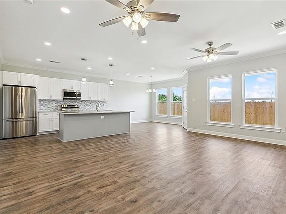 3rd image of 2809 Bartolo Dr