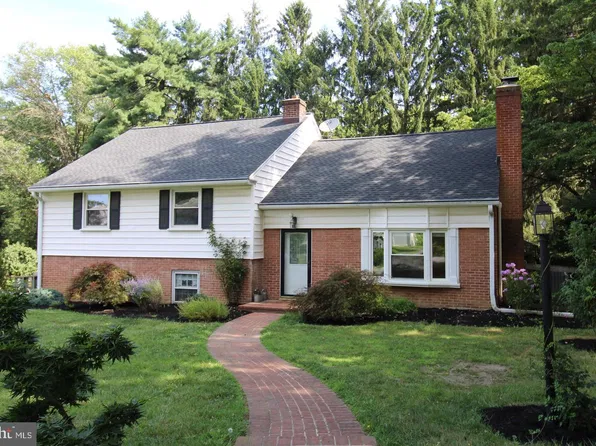 1133 Colonial Rd, Lancaster, PA 17603