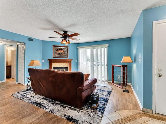 3rd image of 1718 Rock Bridge Mews APT B