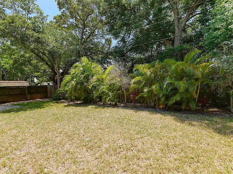 2520 Tami Sola St — Photo 49