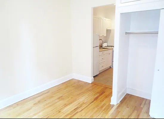 Rented by Waverly Realty Associates | media 70