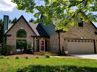 9020 Agnes Park Ln, Huntersville, NC 28078