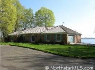 2636 Independence Rd, Maple Plain, MN 55359