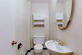 3638 Alton Pl NW — Photo 10