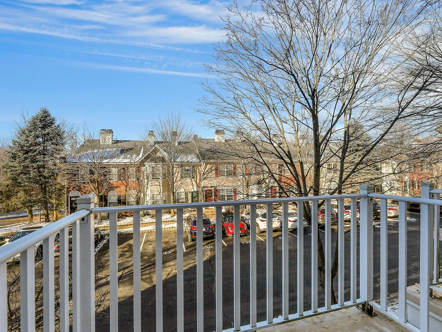 2 bed, 2.5 bath, 1356 sqft, $3,300 — Photo 2