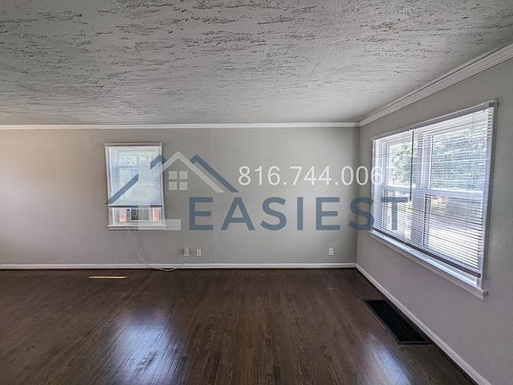 3rd image of 5539 Wabash Ave