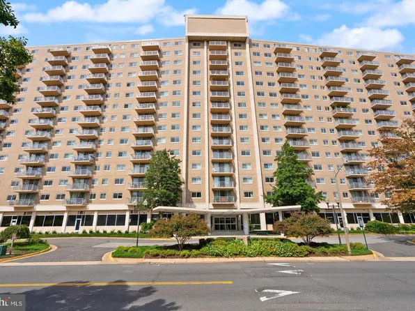 1225 Martha Custis Dr APT 516, Alexandria, VA 22302