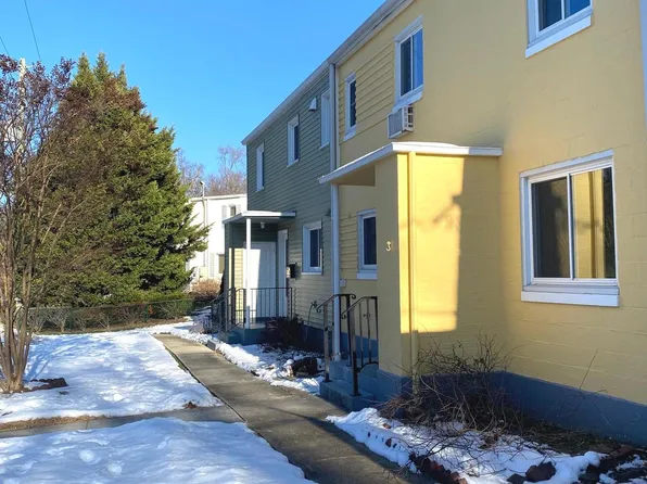 26 Ridge Rd, Greenbelt, MD 20770