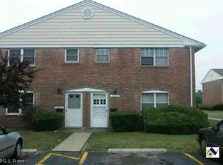 31621 N Marginal Dr APT F, Eastlake, OH 44095