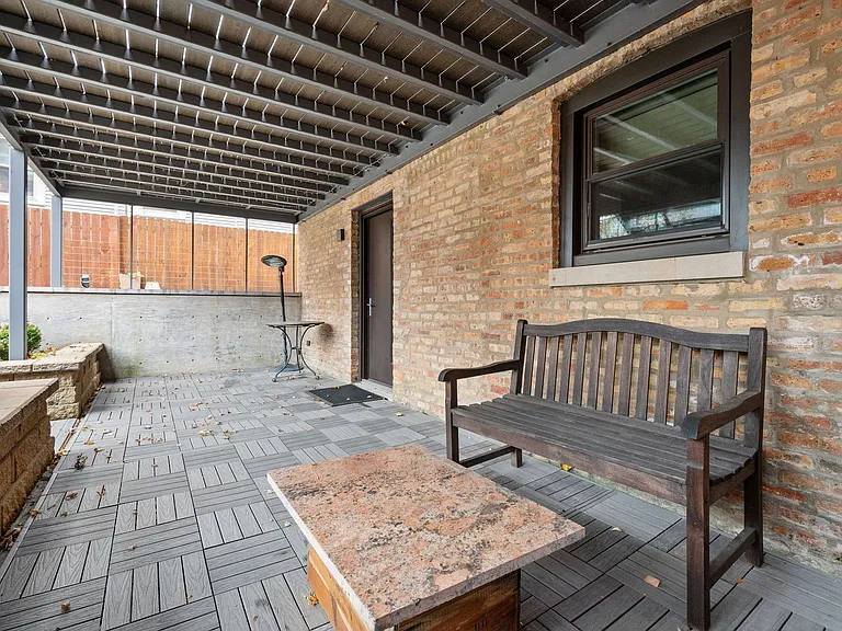 1252 W Carmen Ave #G — Photo 5