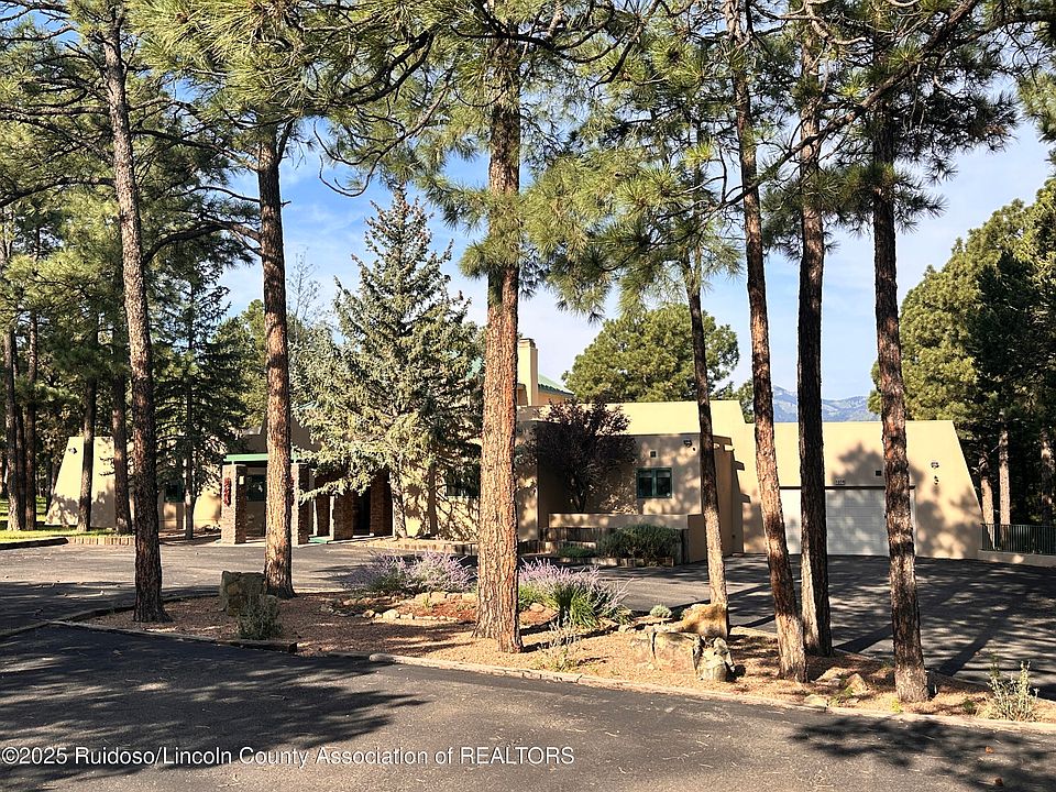 1st image of 105 Bull Elk Ct