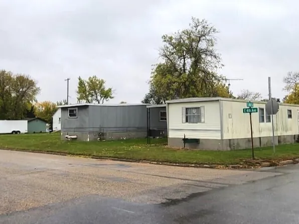 420 E 6th St, Miller, SD 57362