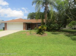 1053 Crazyhorse Ave NW, Palm Bay, FL 32907
