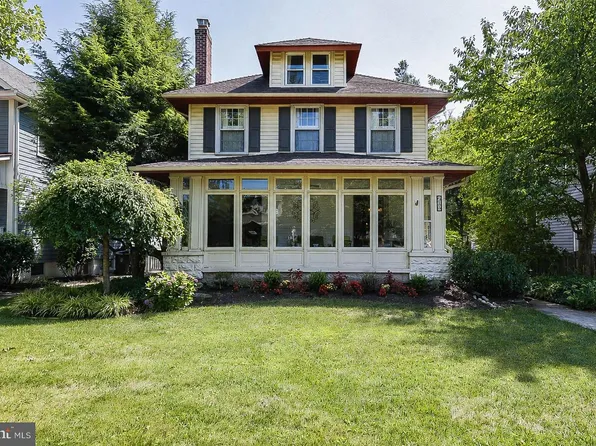 618 Elm Ter, Riverton, NJ 08077