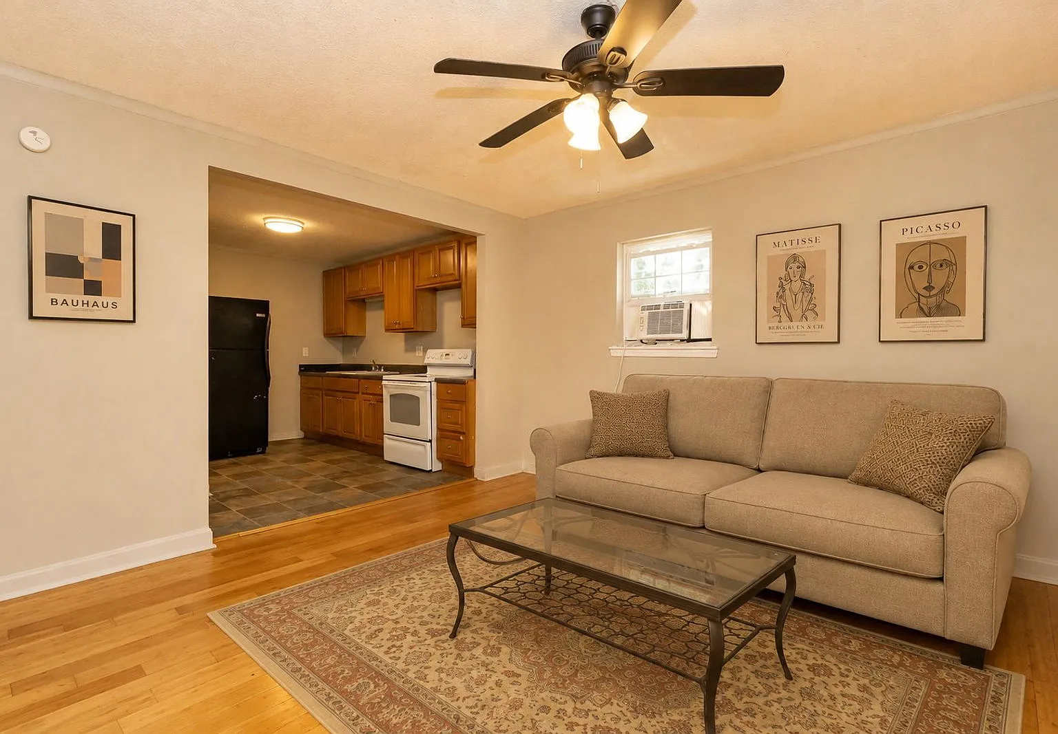 1 bed, 1.0 bath, $745 — Photo 1