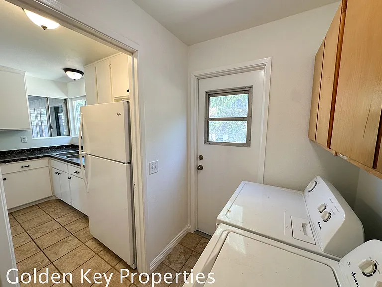 4718 Westridge Dr — Photo 11