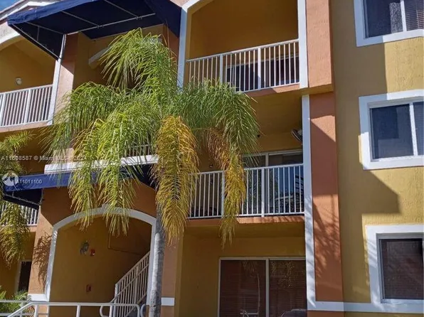 20950 SW 87th Ave APT 205, Cutler Bay, FL 33189