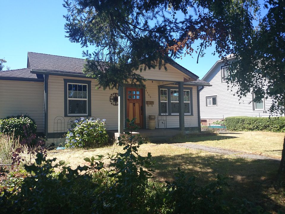 2nd image of 8409 30th Ave SW