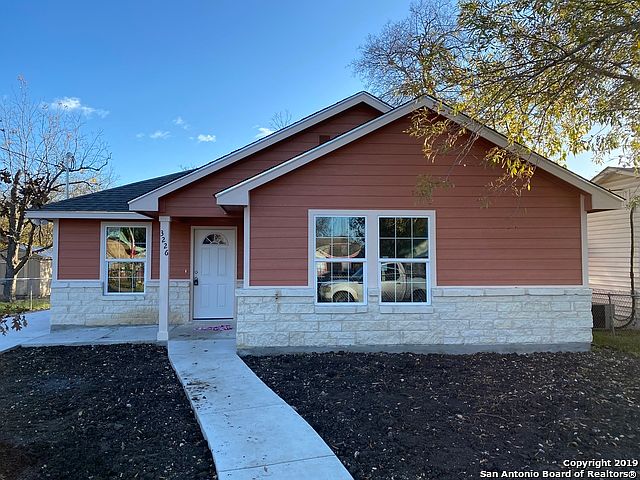 1st image of 3226 W Laurel