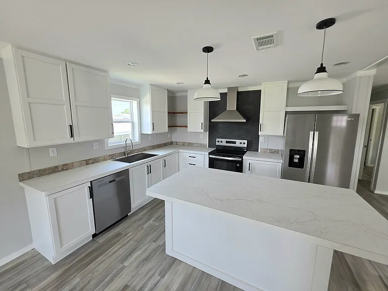 Bahia Vista Estates — Photo 95