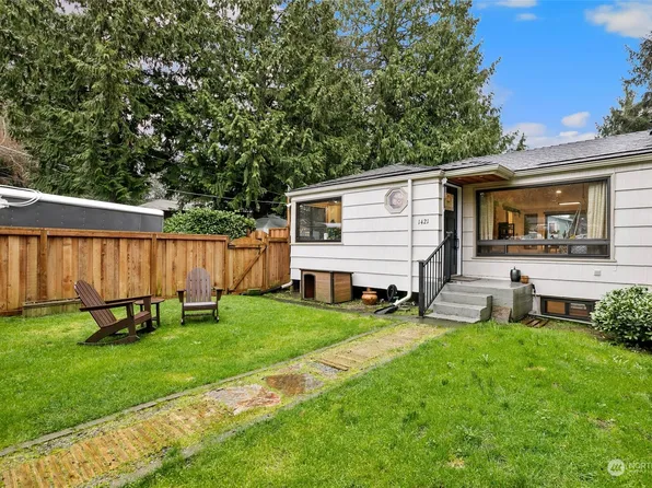 1421 S 134th St, Burien, WA 98168