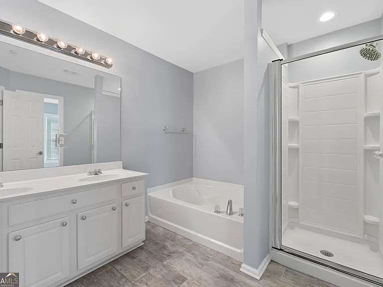 4674 Creekside Villas Way SE — Photo 23