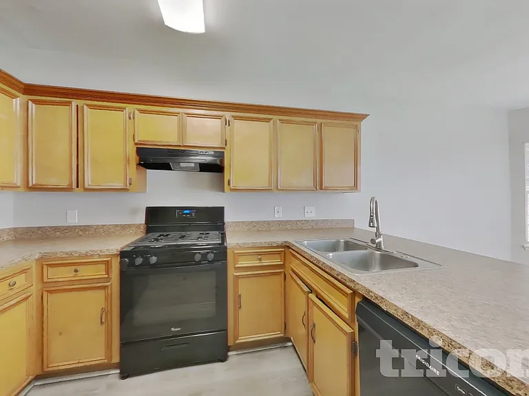 13311 Danshire Dr — Photo 5
