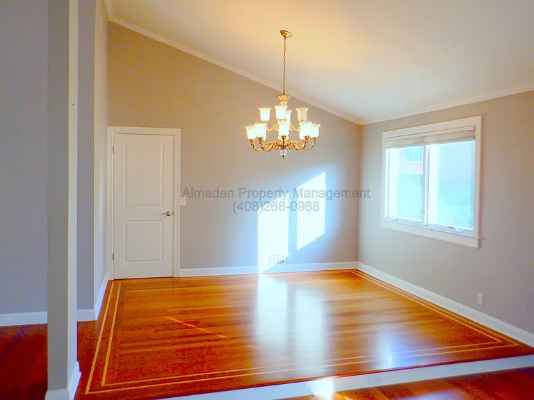 1186 Wilhelmina Way — Photo 8