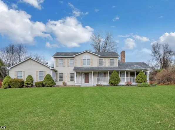 8 Woodruff Way, Knowlton Twp., NJ 07832