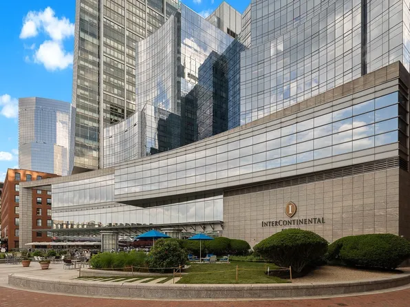 500 Atlantic Ave Unit 17S, Boston, MA 02210