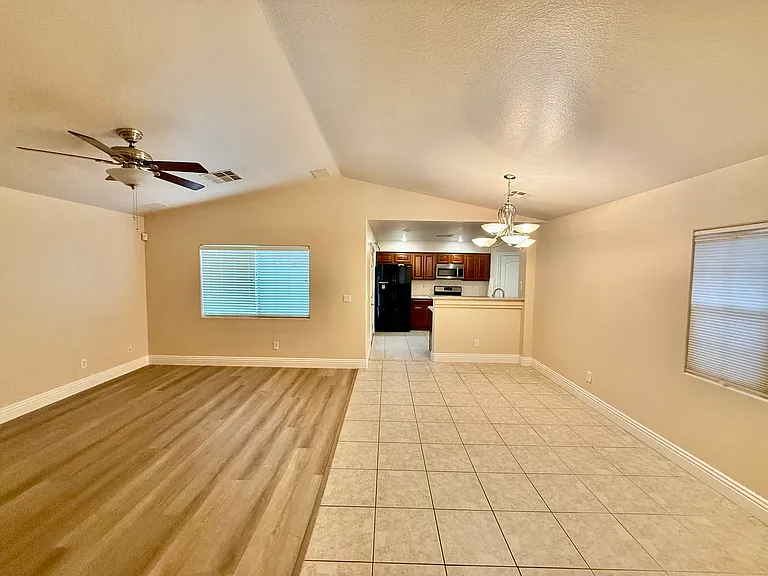 5385 Blue Oat Ave — Photo 8