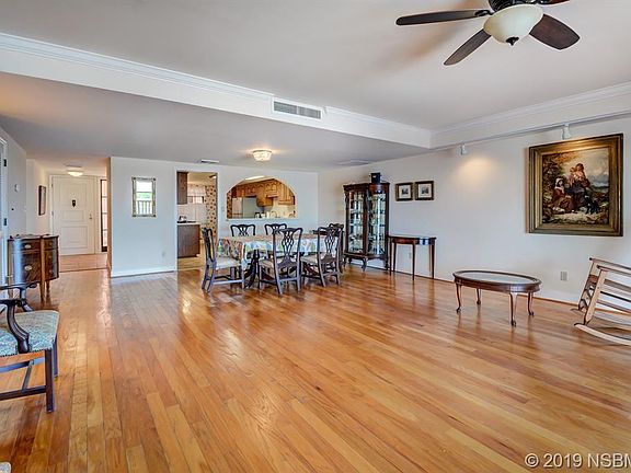 5th image of 645 Marina Point Dr #645