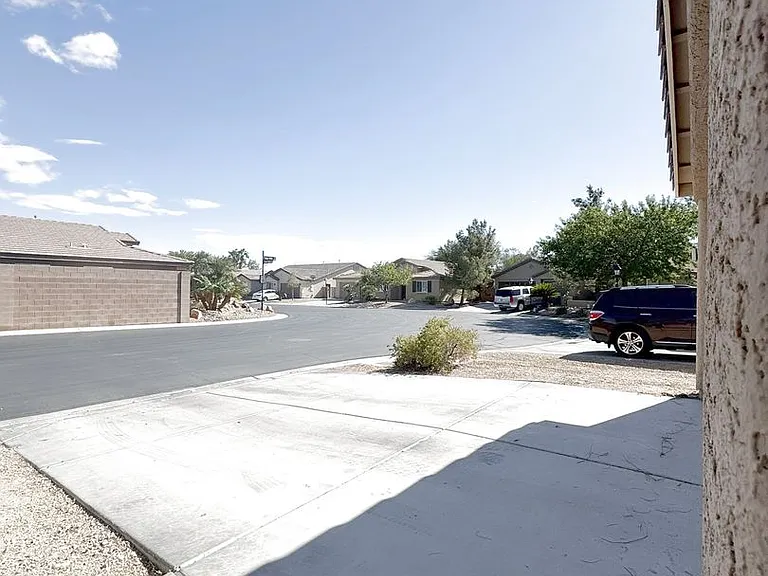 8209 Dusty Valley Ct — Photo 7