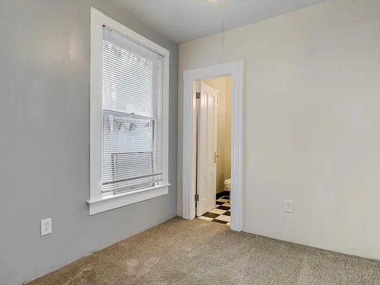 1527 SW Columbia St #D — Photo 11