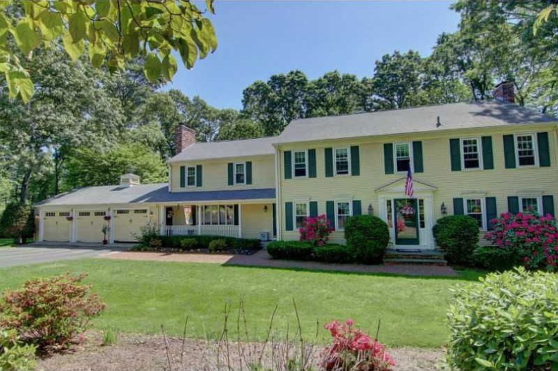 1st image of 85 Bow St