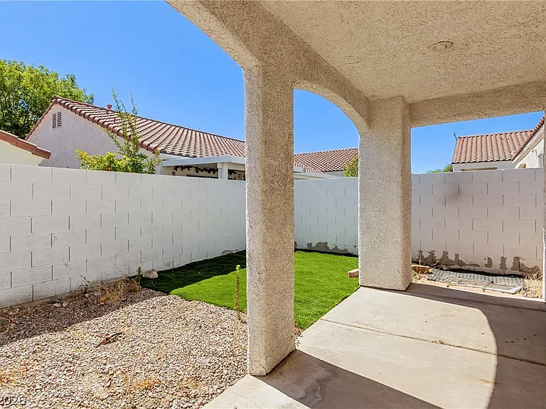 1815 Stablegate Ave — Photo 26