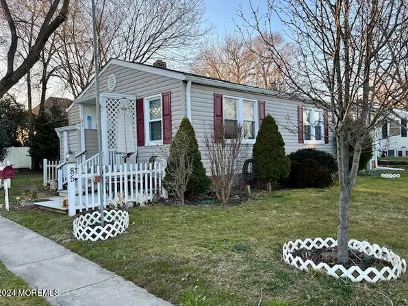 85 Barker Avenue, Shrewsbury Twp, NJ 07724