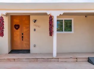 2074 Camino Lado, Santa Fe, NM 87505